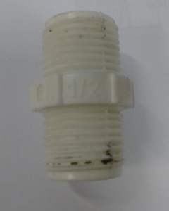 Nipple 1/2 PVC threaded cb